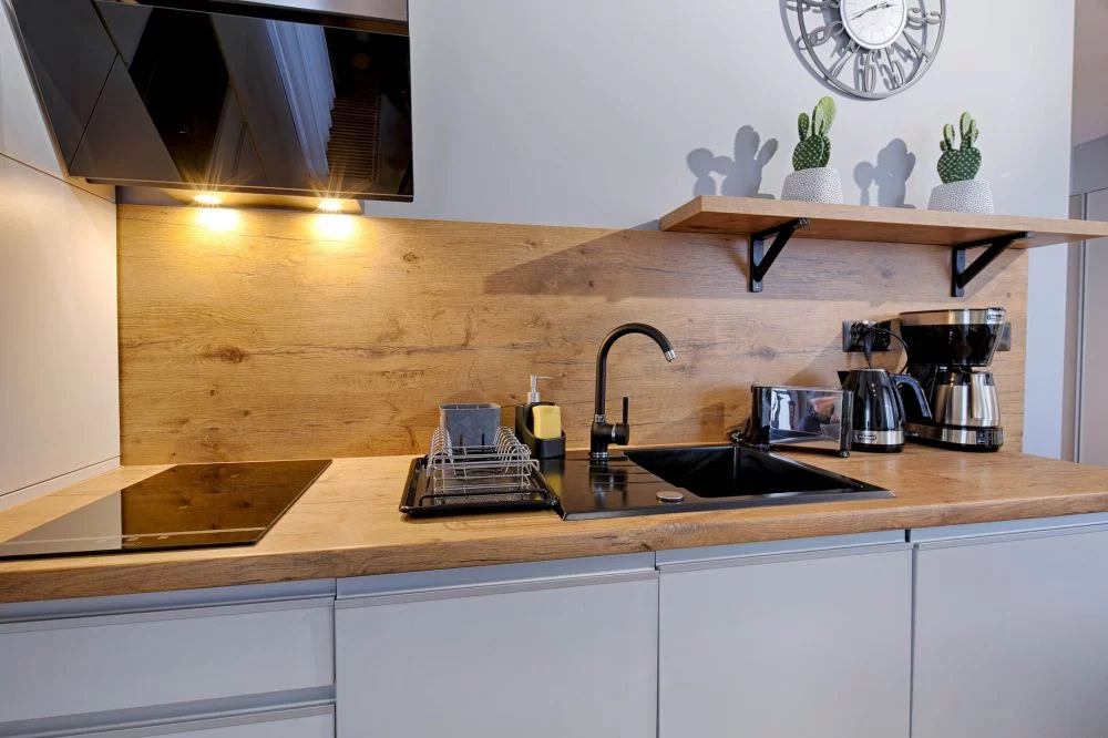 Rozeta / GórSKI Przystanek