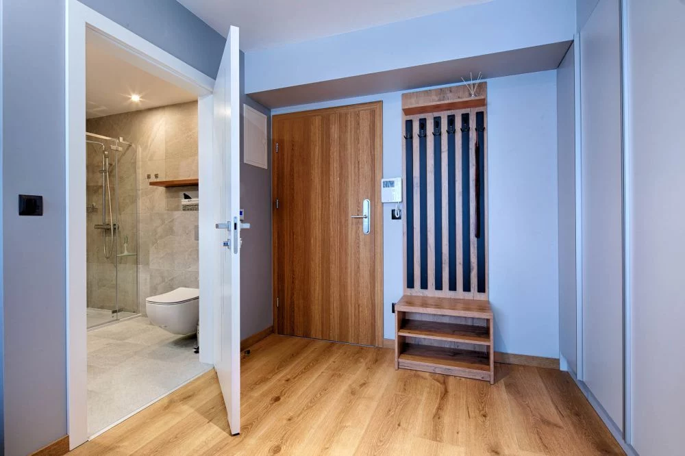 Rozeta / GórSKI Przystanek