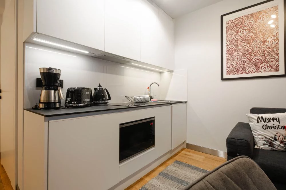 Satoła 1 / GórSKI Przystanek