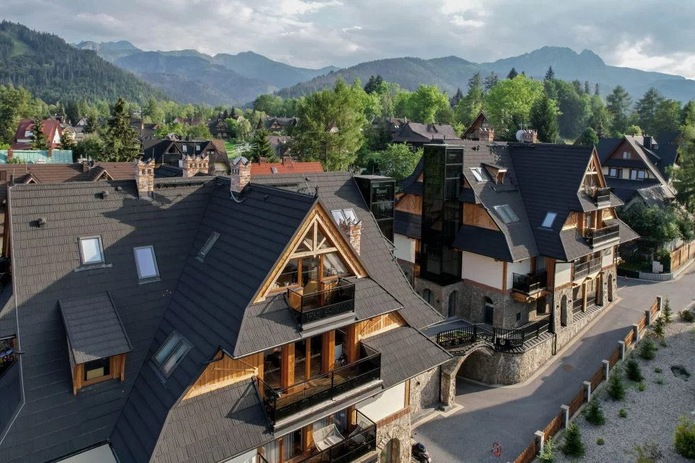 Satoła 2 / GórSKI Przystanek Ogród