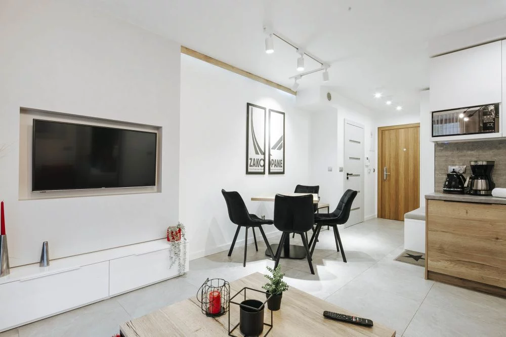 Satoła 2 / GórSKI Przystanek Ogród