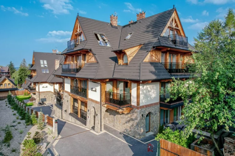 Satoła 2 / GórSKI Przystanek Ogród