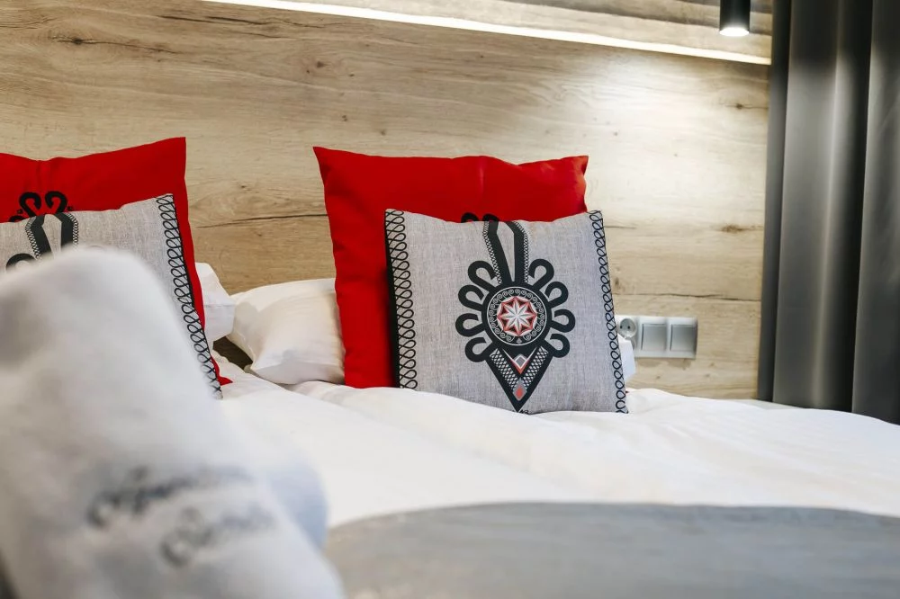 Satoła 2 / GórSKI Przystanek Ogród