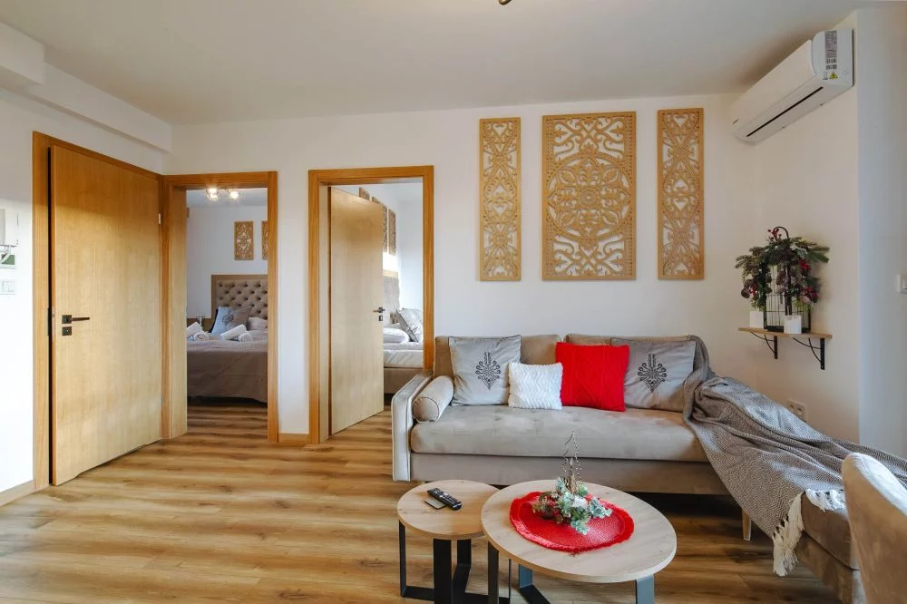 Tatra View / Księżycowe Apartamenty