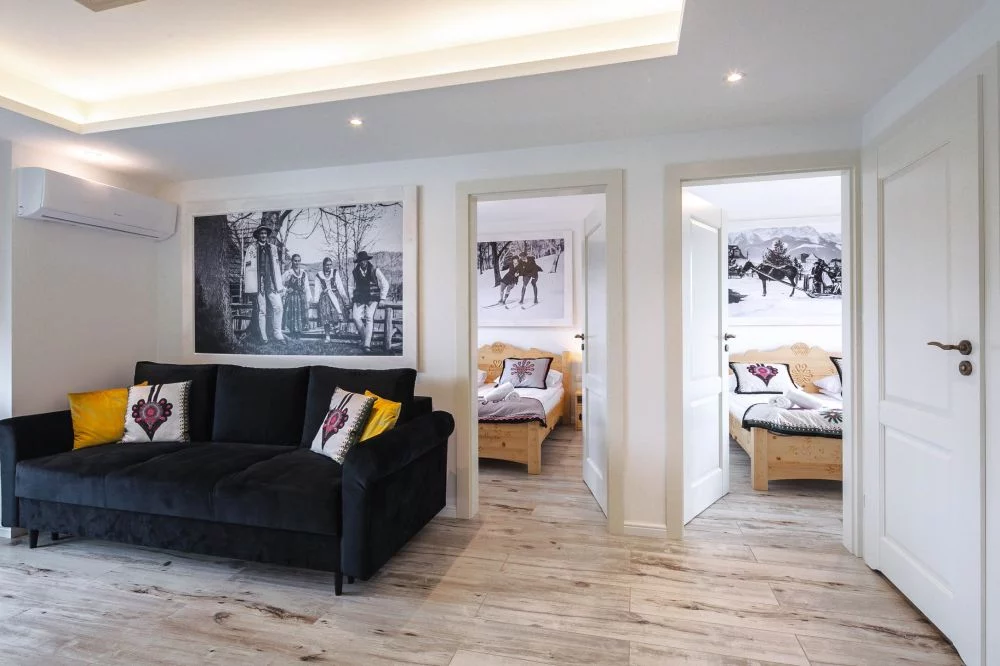 WENUS i MARS / Księżycowe Apartamenty SPA