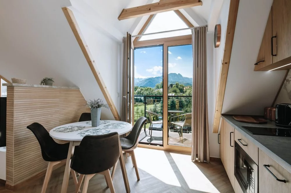 Apartament Widokowy 2 piętro Księżycowe Apartamenty SPA